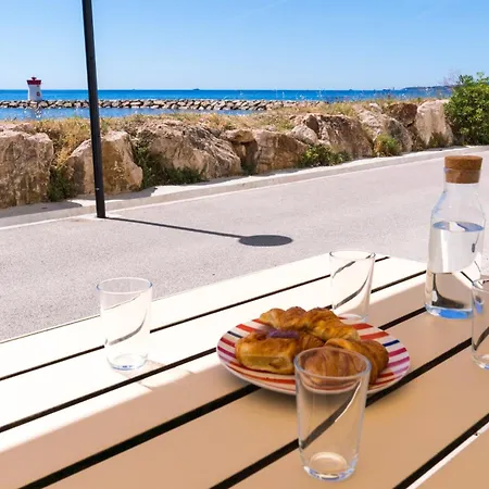 French Riviera Loft Panoramic Sea View, Beachfront *