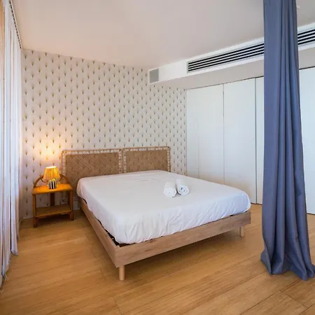 French Riviera Loft Panoramic Sea View, Beachfront 아파트 *